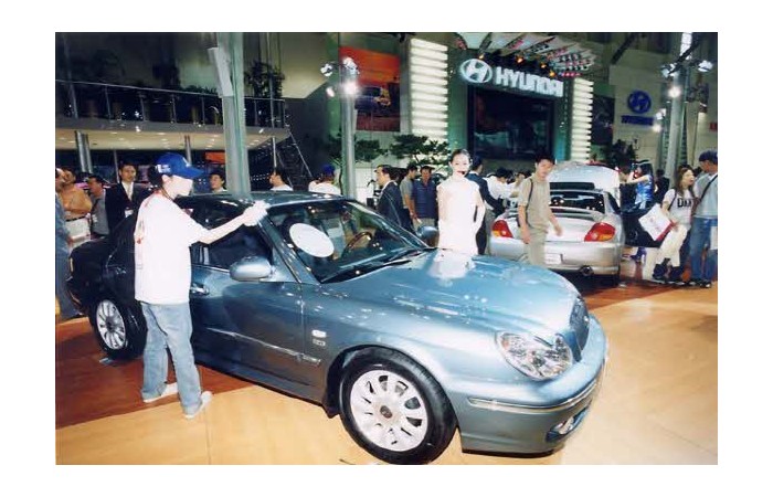 2001 Motor Show On-site coverage45