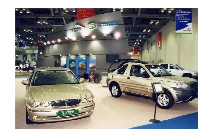 2001 Motor Show On-site coverage10