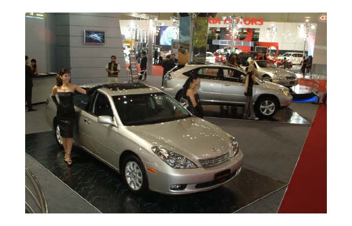 2003 Motor Show On-site coverage103