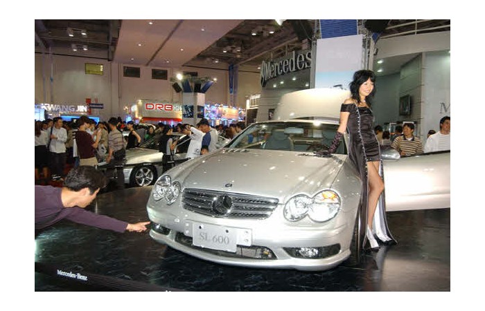 2003 Motor Show On-site coverage87