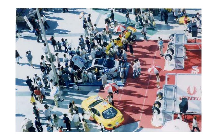 2001 Motor Show On-site coverage114