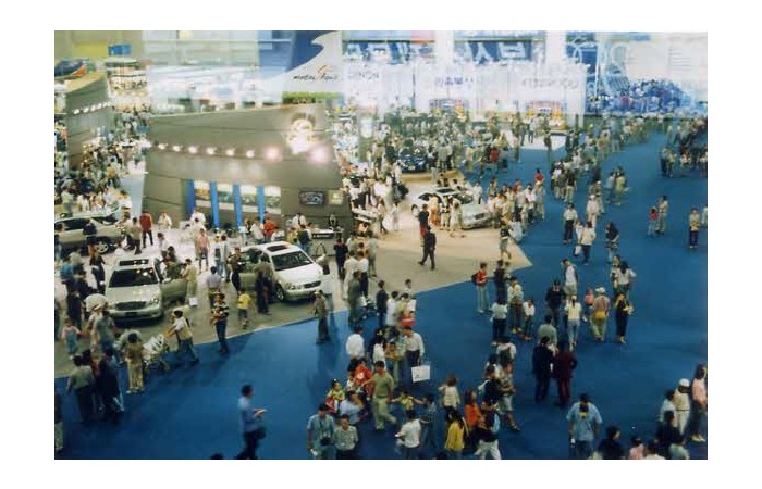 2001 Motor Show On-site coverage88